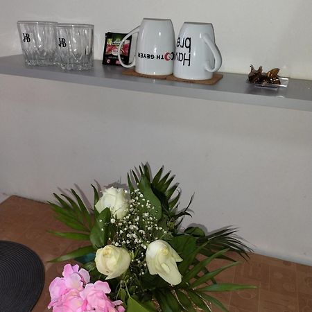 Regy Apartment ออราแด ภายนอก รูปภาพ