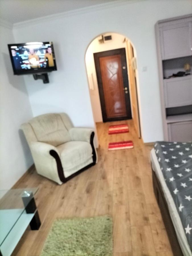 Regy Apartment ออราแด ภายนอก รูปภาพ